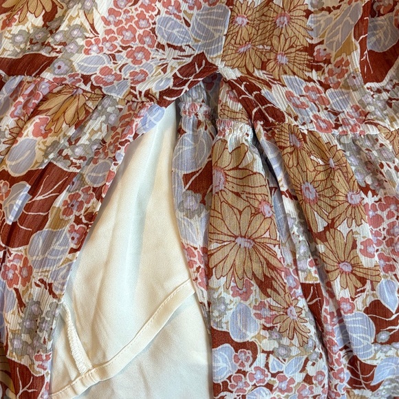 Astr Floral Print Maxi Smocked Dress in Pink and Brown Size M - Picture 10 of 12